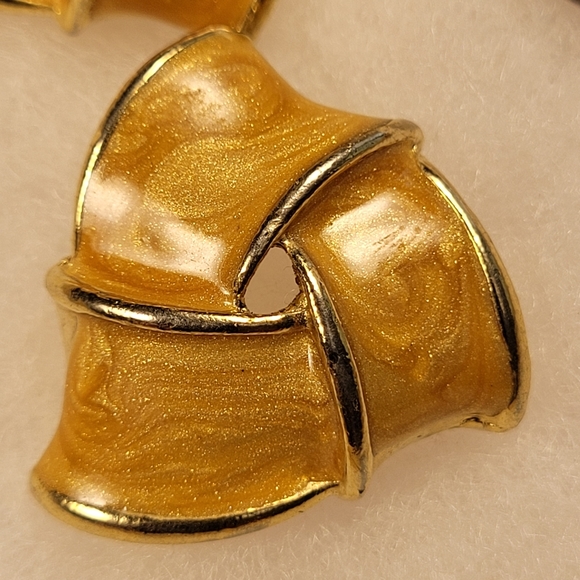 Vintage Earrings - Picture 3 of 4